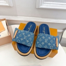 Louis Vuitton Slippers